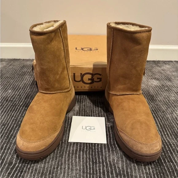 UGG unisex Chestnut Sheepskin Boots - Picture 2 of 10